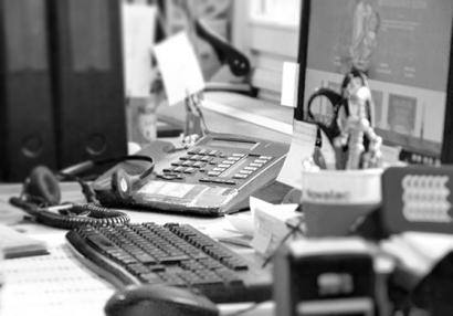 photo of a work desk at Novalac